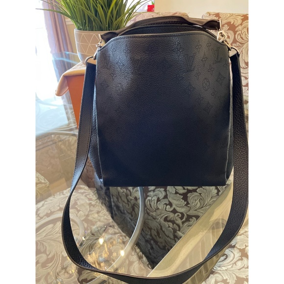 Authentic Louis Vuitton Mahina Babylone PM Black - Picture 1 of 10